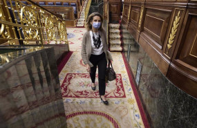 ep archivo   la vicepresidenta tercera y ministra para la transicion ecologica teresa ribera a su