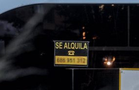 ep archivo   un cartel de un alquiler a 18 de enero de 2021 en madrid espana