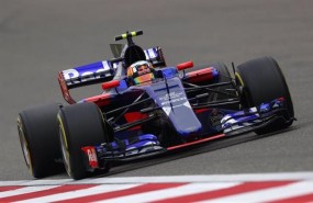 ep carlos sainz toro rosso china 20170409115003
