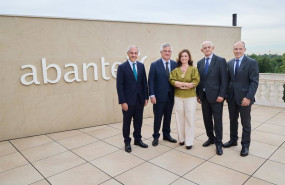 ep de izquierda a derecha guillermo aranda santiago satrustegui gadea de la viuda jorge sanz y