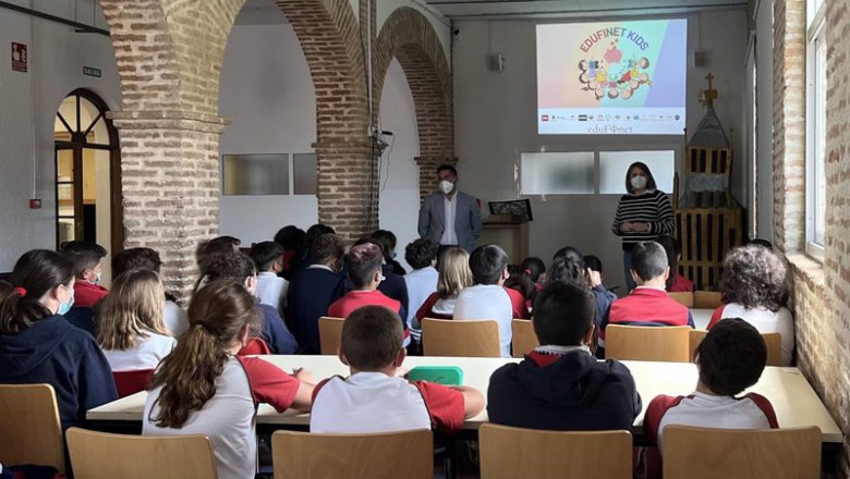 'Edufinet Kids' de Unicaja incorpora a los alumnos del último ciclo de primaria a su programa de educación financiera | UNICAJA ep edufinet kids de unicaja incorpora a los alumnos del ultimo ciclo de primaria a su programa de