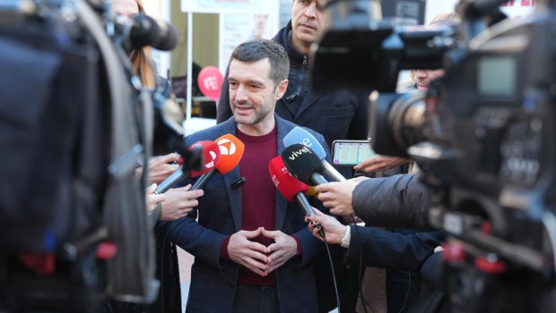 ep el ministro de derechos sociales pablo bustinduy en una atencion a medios