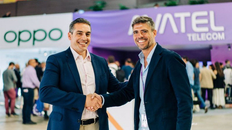 ep el vicepresidente de ventas de oppo espana sergio munoz y el director general de marketing y