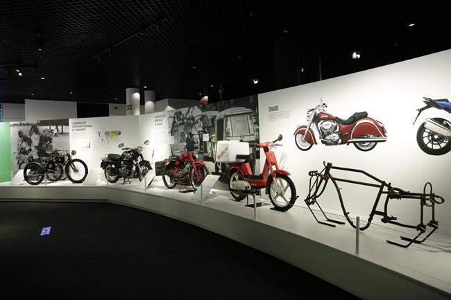 ep exposicion universo moto enmuncyt