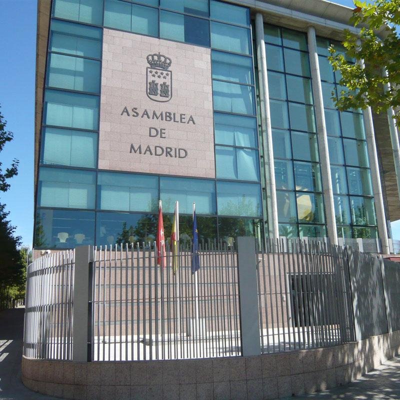 La Mesa de la Asamblea recurre el adelanto electoral en Madrid y pide cautelarísimas