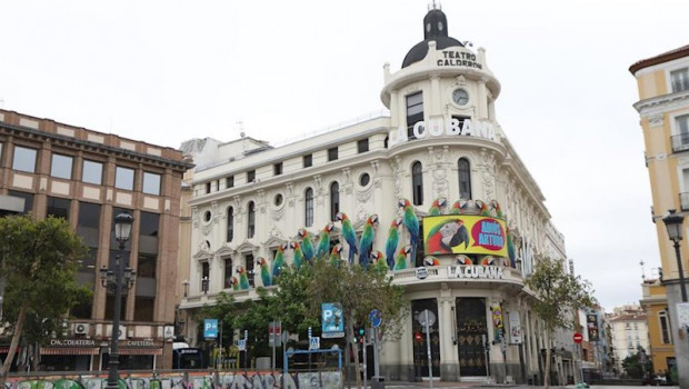 ep fachada del teatro calderon en la plaza de jacinto benavente de madrid