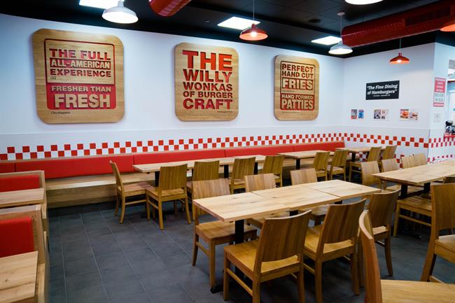 Five Guys abre su segundo establecimiento en España | FIVE GUYS ep five guys abresegundo establecimientoespana