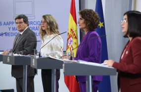 ep i-d el ministro de seguridad social y migraciones jose luis escriva la ministra trabajo y