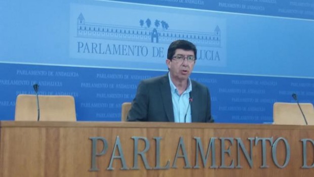 ep juan marin en ruedaprensaparlamento andaluz