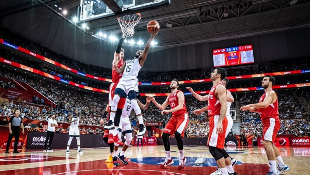 ep kemba walker anota en el estados unidos - turquia