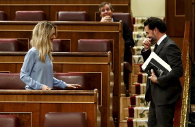 ep la portavoz del pp en el congreso cayetana alvarez de toledo conversa con su companero guillermo