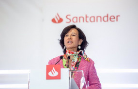 ep la presidenta del grupo santander ana botin comparece en una rueda de prensa para presentar los