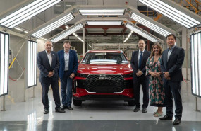 ep navarro czfb visita la planta de produccion de ebro factory de barcelona