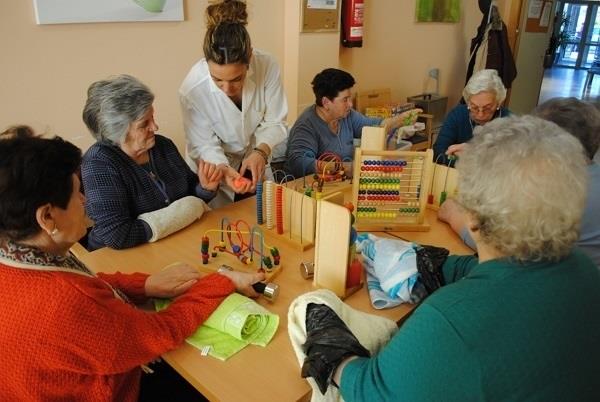 Personas mayores valdepeñas | EUROPA PRESS/AYTO ep personas mayores valdepenas