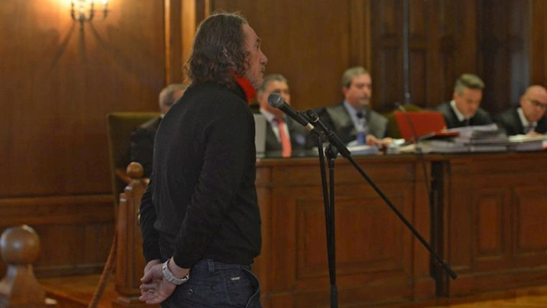 Sito Miñanco declara en la Audiencia Provincial de Pontevedra durante su juicio por blanqueo de capitales. | JESÚS FERNÁNDEZ/ EUROPA PRESS - Archivo ep sito minanco declara en la audiencia provincial de pontevedra durante su juicio por blanqueo de
