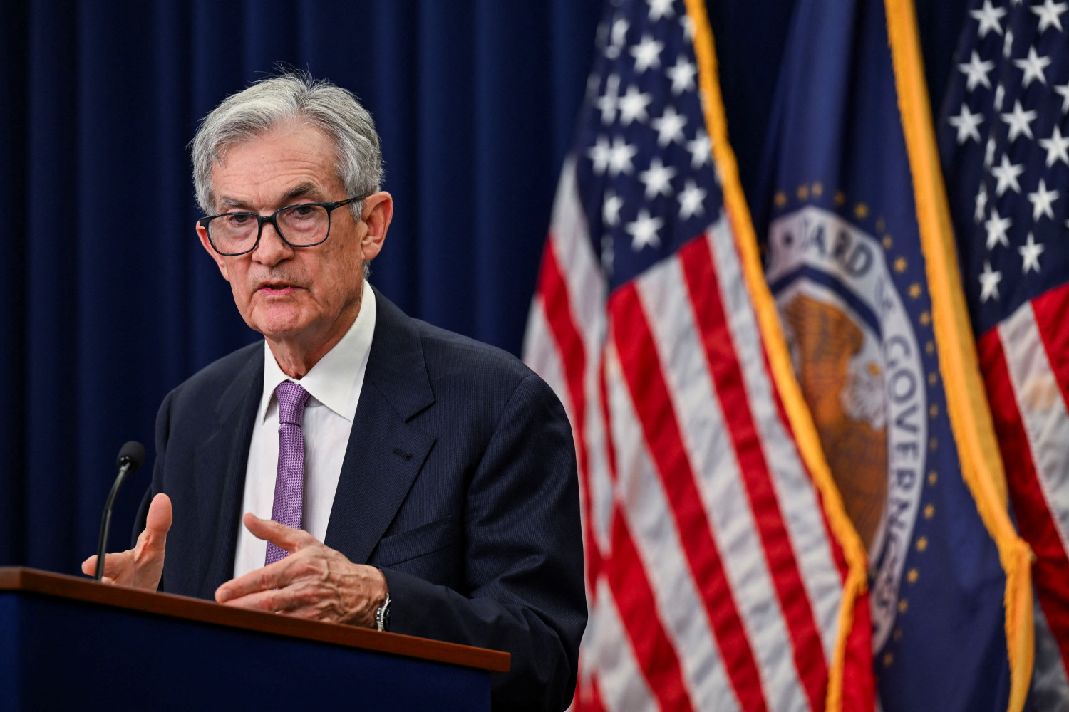 le president de la reserve federale americaine jerome powell tient une conference de presse 20250515170214 le president de la reserve federale americaine jerome powell tient une conference de presse 20250515170214