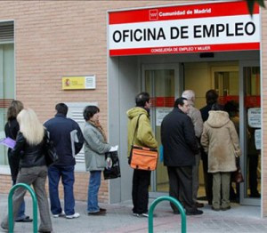 El paro sube en 23.587 personas mientras la Seguridad Social suma 92.327 cotizantes en septiembre