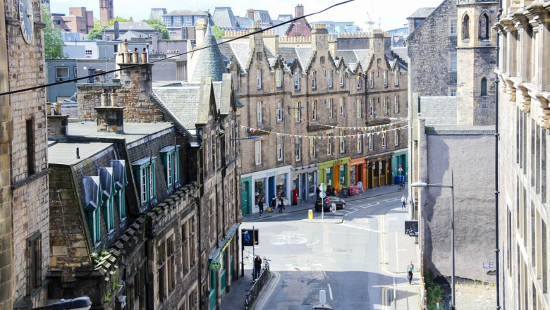 dest scotland edinburgh gettyimages 880844968 universal within usage period 102162