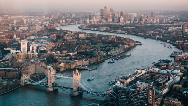 dl city of london river thames tower bridge canary wharf unsplash