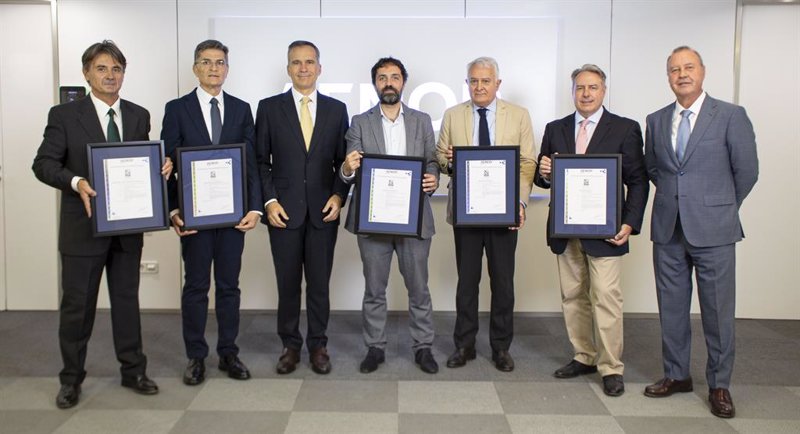 Aenor entrega las primeras certificaciones 'Marca Aenor N Sostenible' a cinco grupos siderúrgicos. | JORGE CABALLERO ep aenor entrega las primeras certificaciones marca aenor n sostenible a cinco grupos siderurgicos