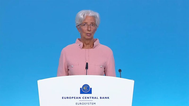 Lagarde considera que las subidas de tipos están empezando a funcionar