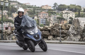 ep archivo   motocicleta del grupo piaggio
