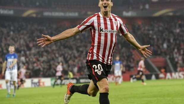 ep aritz aduriz marca cinco golesla europa league