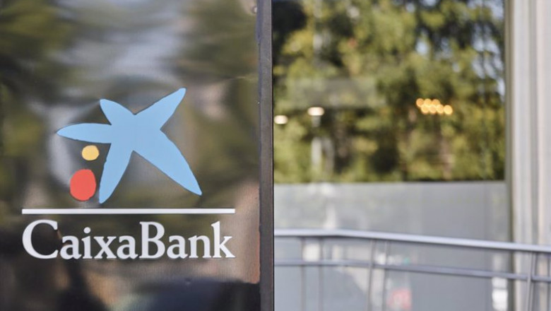 ep distintivo y logo de las oficinas de caixabank en madrid espana a 4 de septiembre de 2020 ep distintivo y logo de las oficinas de caixabank en madrid espana a 4 de septiembre de 2020