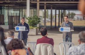 ep el alcalde de el prat lluis mijoler y el presidente de la ptp adri ramirez