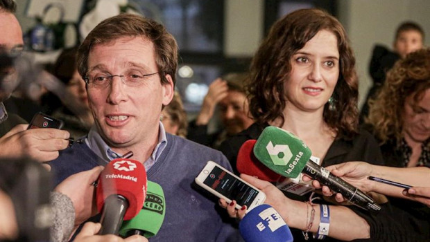 ep el alcalde de madrid jose luis martinez-almeida junto con la presidenta de la comunidad isabel