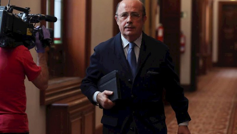 El diputado de VOX y vicepresidente cuarto de la Mesa del Congreso, Ignacio Gil, a su llegada a una reunión de la Mesa del Congreso, celebrada este martes en Madrid (España), a 19 de mayo de 2020. | Pool ep el diputado de vox y vicepresidente cuarto de la mesa del congreso ignacio gil a su llegada a una