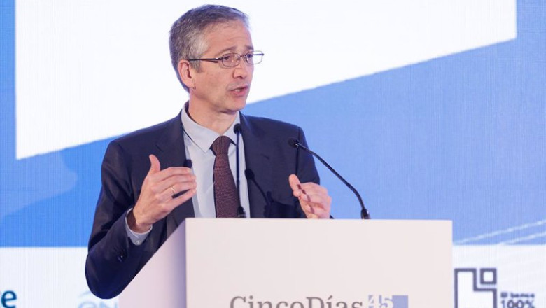 ep el gobernador del banco de espana pablo hernandez de cos interviene durante la segunda jornada de ep el gobernador del banco de espana pablo hernandez de cos interviene durante la segunda jornada de