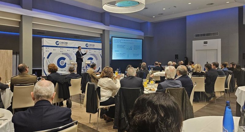 ep el responsable de analisis economico de bbva y catedratico de fundamentos del analisis economico