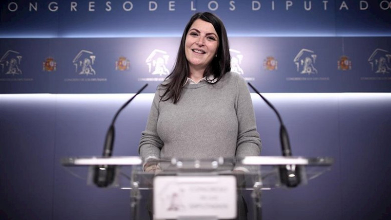 La secretaria general del Grupo Parlamentario de VOX, Macarena Olona, en rueda de prensa después de que su partido haya presentado un escrito a la mesa de la Diputación Permanente del Congreso de los Diputados. | Eduardo Parra - Europa Press - Archivo ep la secretaria general del grupo parlamentario de vox macarena olona en rueda de prensa despues de