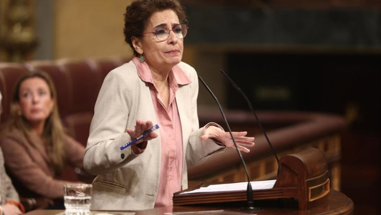 ep la vicepresidenta primera y ministra de hacienda maria jesus montero interviene durante una 20260318112710