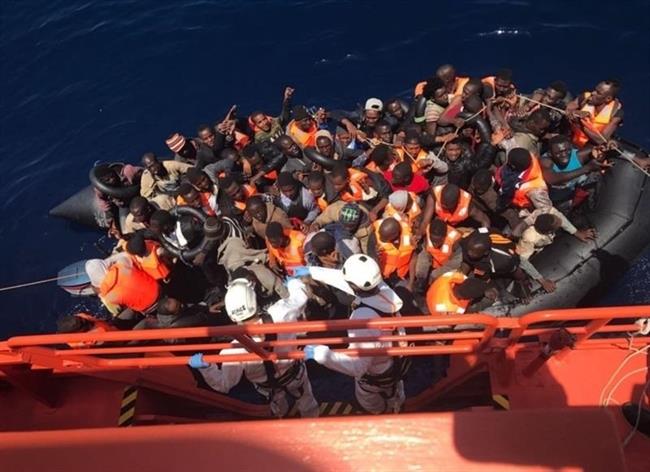 ep pateravarios inmigrantesbordo