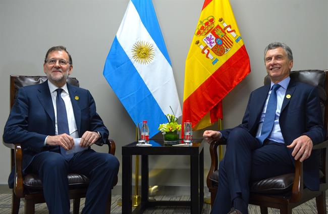 Rajoy y Macri durante una reunión. | WIKIPEDIA ep rajoymacri