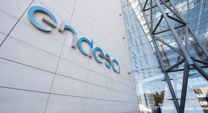 Endesa busca meterse en subida libre