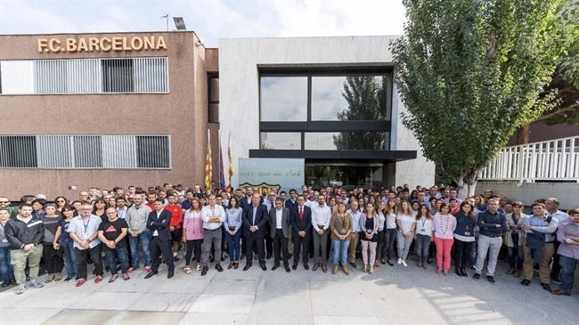 Trabajadores del FC Barcelona en las instalaciones del club | FCB ep trabajadoresfc barcelonalas instalacionesclub