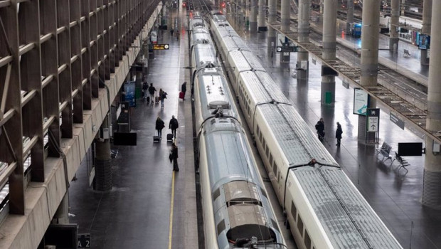 ep trenes en la estacion de atocha