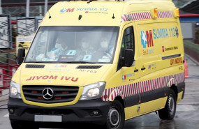 ep una ambulancia del summa 112 llega a ifema