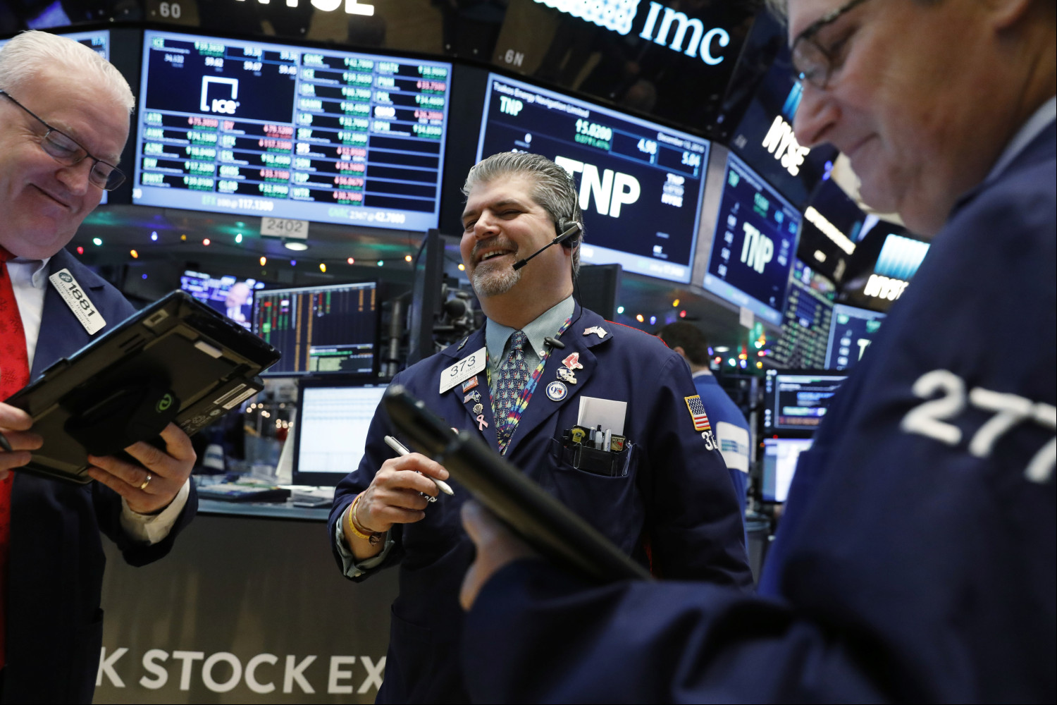 El S&P 500 y el Nasdaq renuevan máximos en una semana de compras en Wall Street