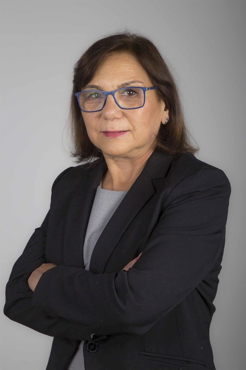 ep amparo alba cecilia nueva academica de numero de la real academia de la historia
