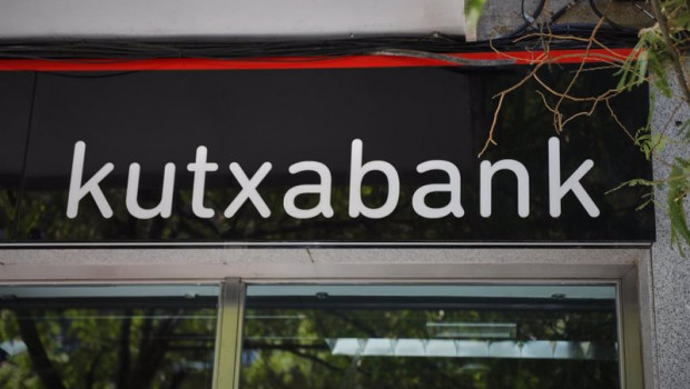 ep archivo   corporate y ma  kutxabank cree que la opa de masmovil es buena operacion para euskaltel