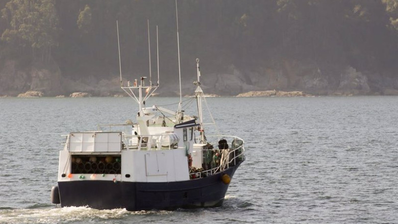 ep archivo el gobierno tranquiliza al sector por el plan de accion sobre la pesca de arrastre de ep archivo el gobierno tranquiliza al sector por el plan de accion sobre la pesca de arrastre de