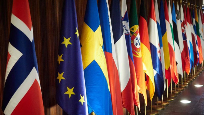 Archivo - Imagen de archivo de la bandera de la Unión Europea junto a varias banderas de los países pertenecientes | Eduardo Sanz - Europa Press - Archivo ep archivo imagen de archivo de la bandera de la union europea junto a varias banderas de los