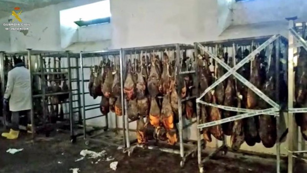 ep archivo   incautan mas de mil paletas y jamones con falsos precios ibericos
