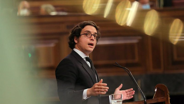 ep el diputado nacional de vox por asturias jose maria figaredo interviene en una sesion plenaria en