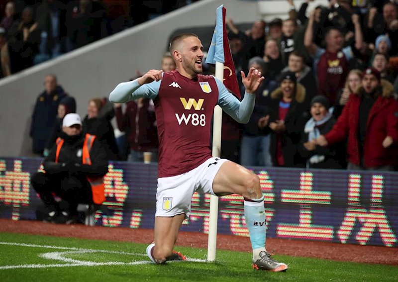 ep el jugador del aston villa conor hourihane celebra un gol