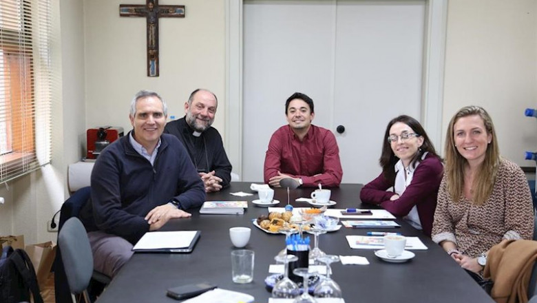ep el jurado del concurso en un momento de la deliberacion